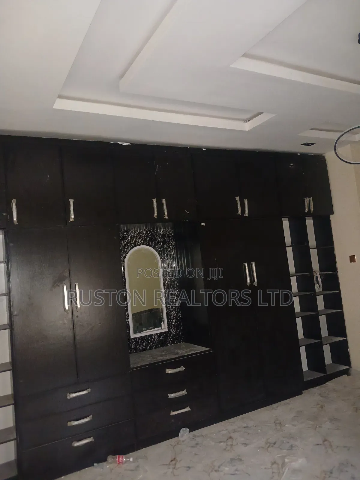 5bdrm Duplex in Bodija for rent in Bodija