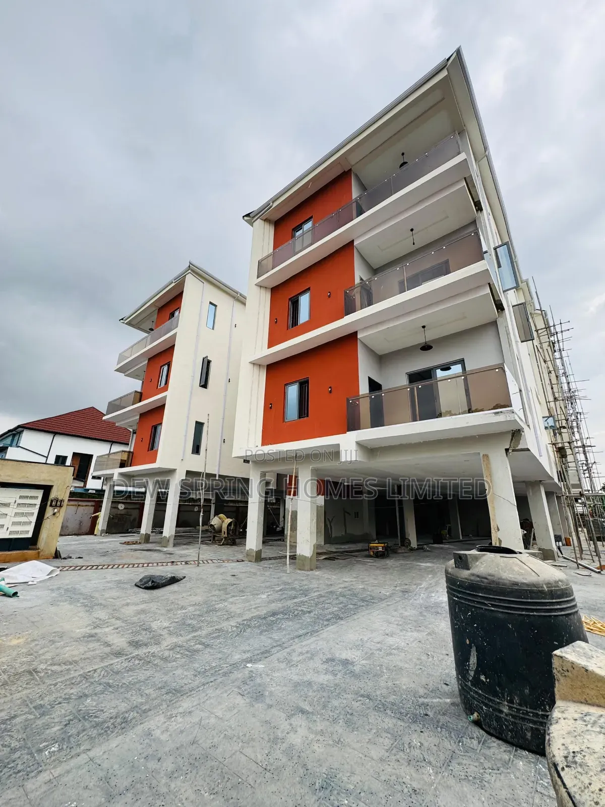 4bdrm Apartment in Gra for sale in Ikeja GRA