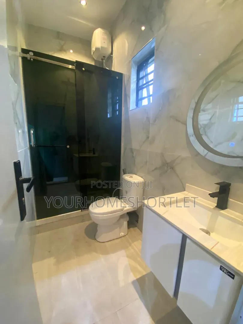 New Luxury 4 Bedroom Fully Detached With Swimming Pool (Self Compound) in Agodi