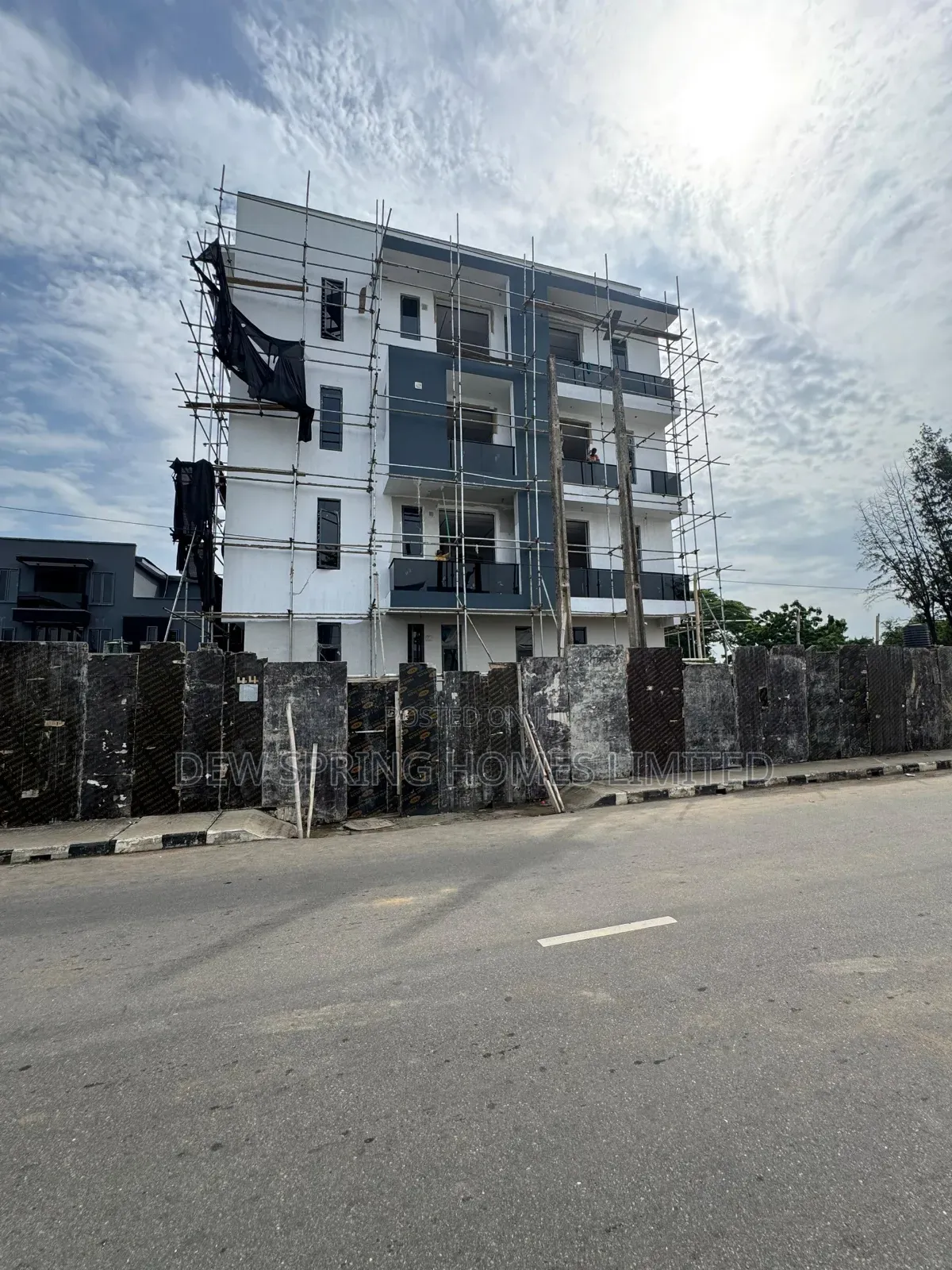3bdrm Apartment in Gra for sale in Ikeja GRA