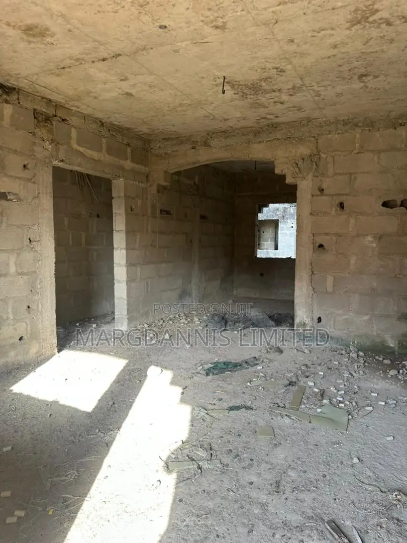 20bdrm Block Of Flats In Rabaka, Ibeshe / Ikorodu For Sale in Ibeshe / Ikorodu