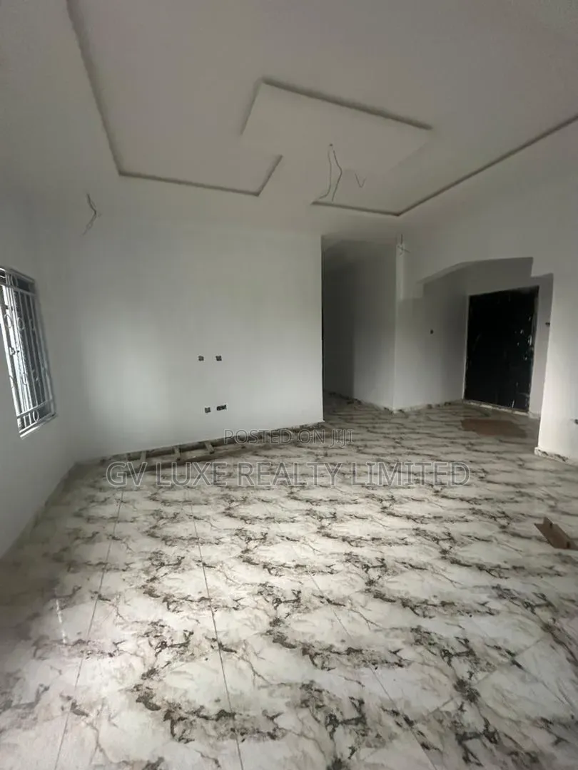Mini Flat in Lekki Scheme for rent in Off Lekki-Epe Expressway