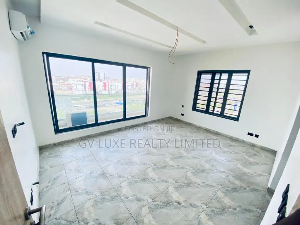 Mini Flat in Lekki Phase 1 for rent in Lekki Gardens Estate