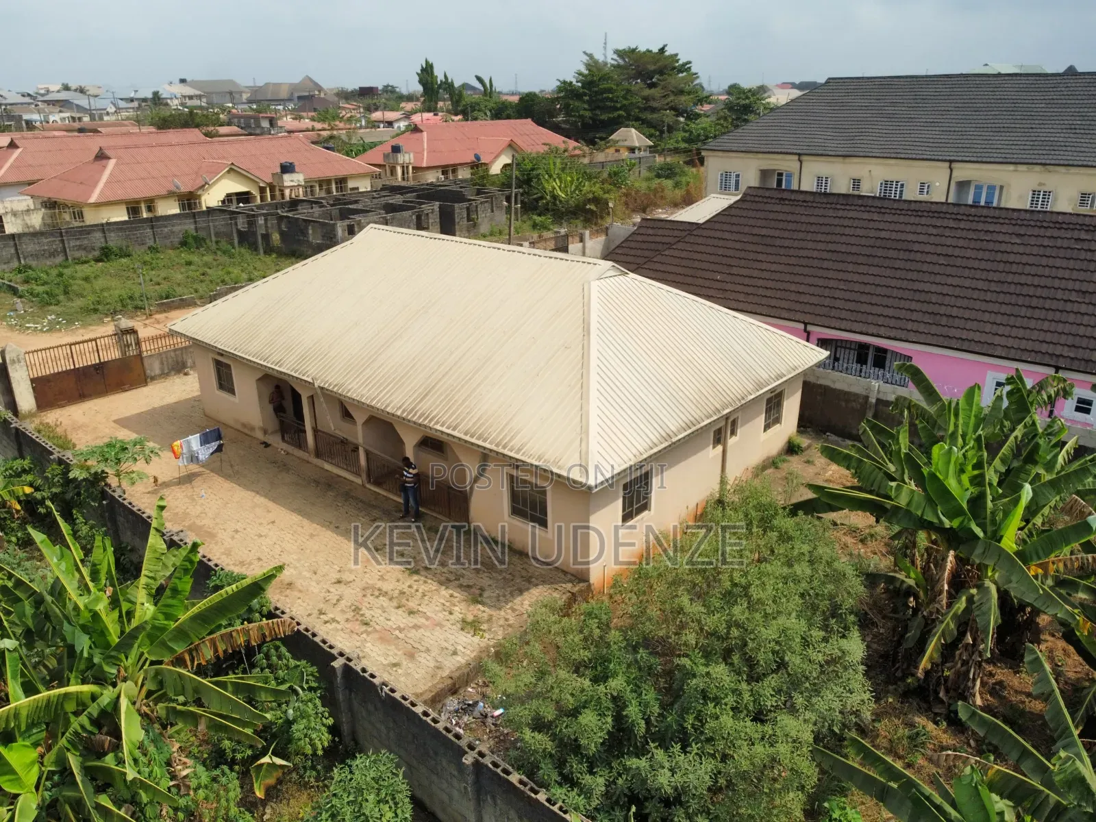 2bdrm Bungalow in Igbogbo for sale in Igbogbo
