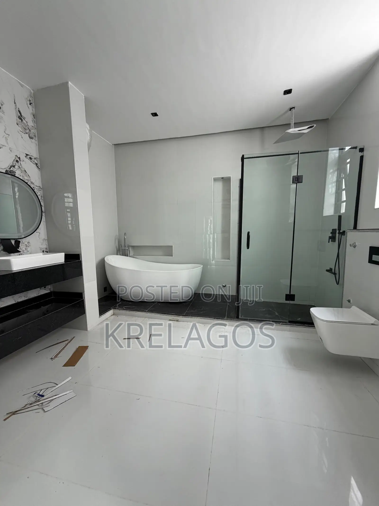 5bdrm Duplex in Ikate for sale in Ikate