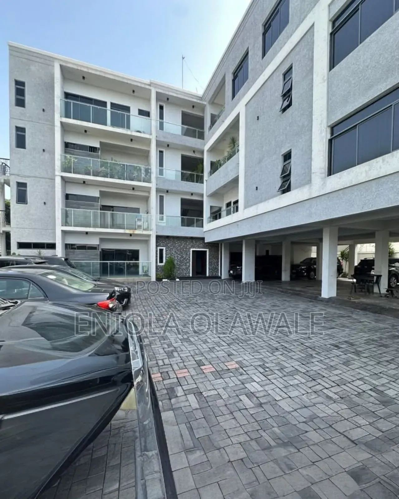 3bdrm Apartment in Phase1 for rent in Lekki Phase 1