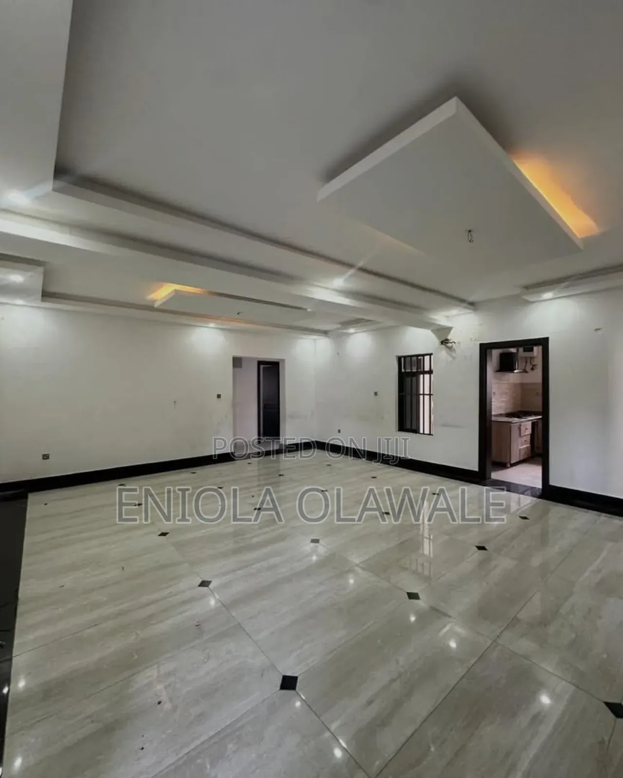 3bdrm Apartment in Phase1 for rent in Lekki Phase 1