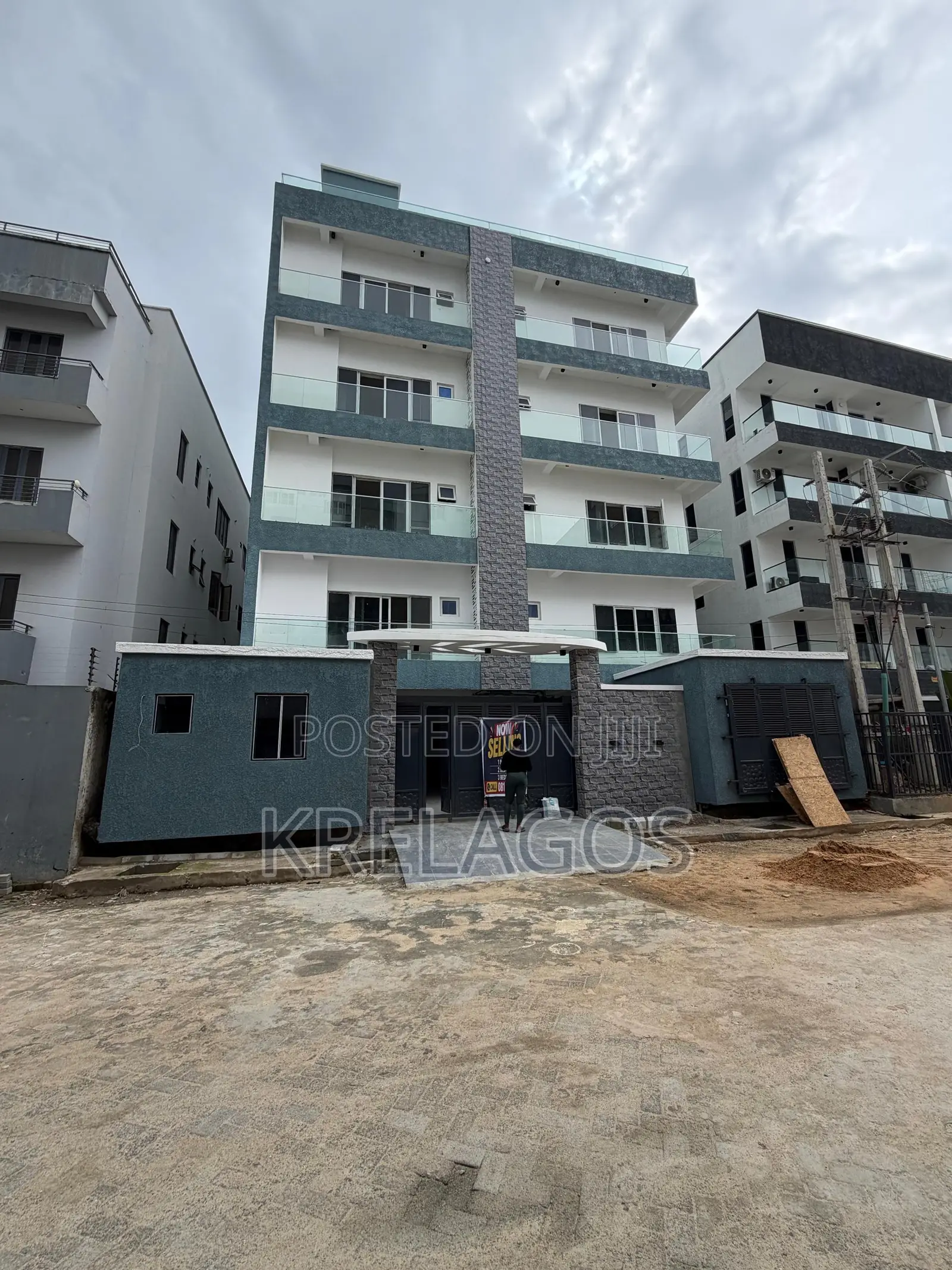 1bdrm Apartment in Ikate for sale in Ikate