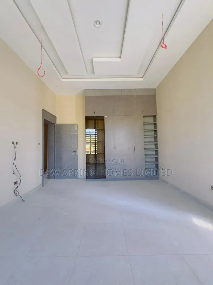 3bdrm Apartment in Opebi for sale in Opebi