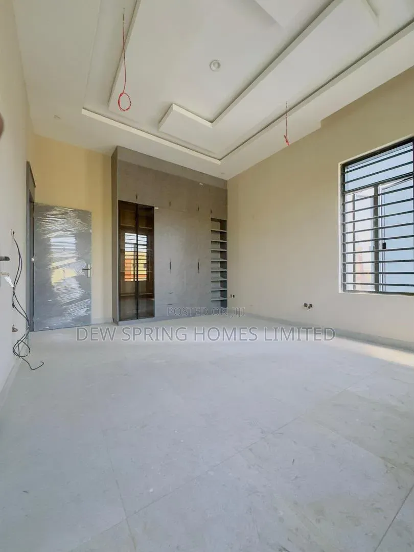 3bdrm Apartment in Opebi for sale in Opebi
