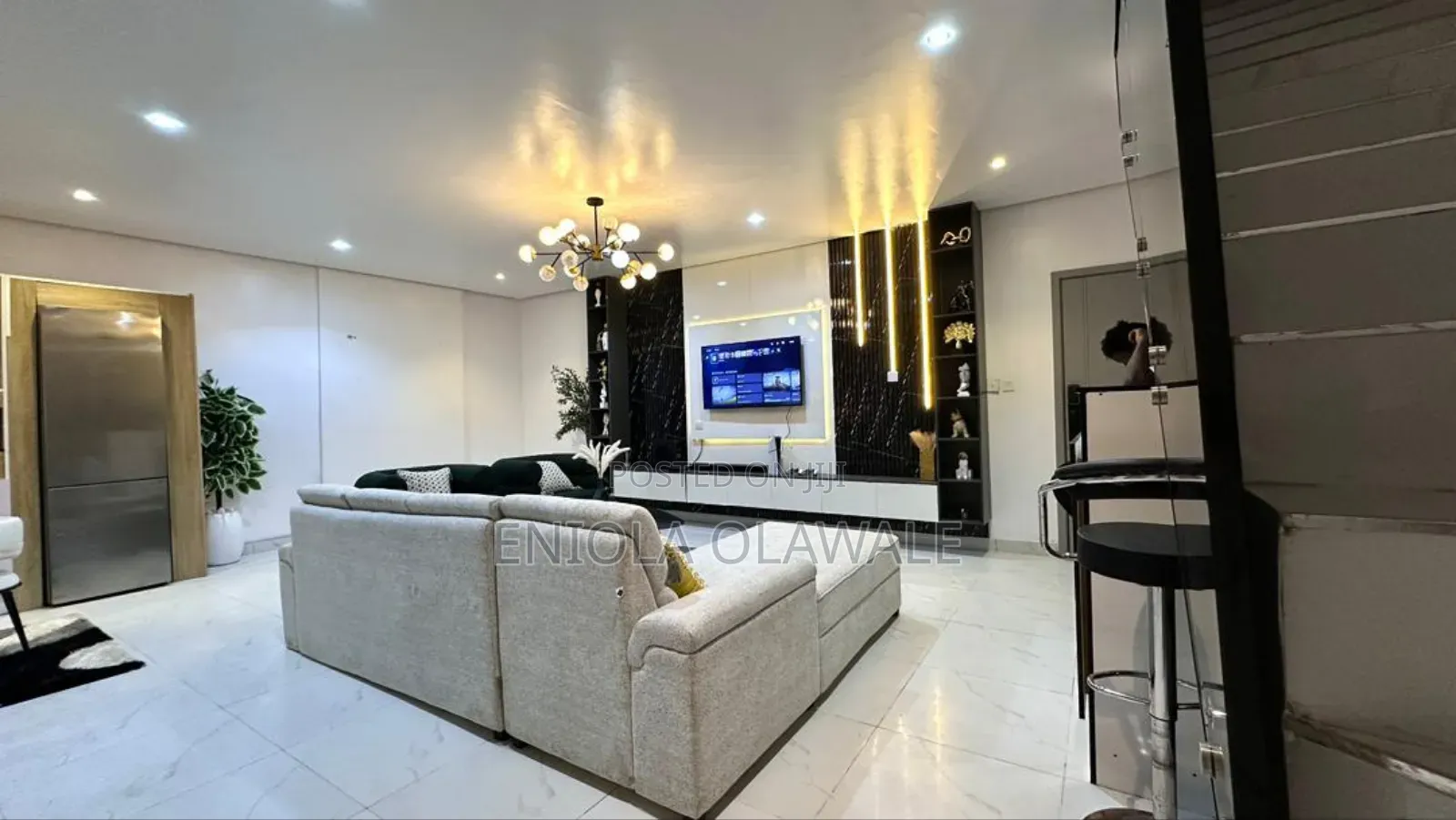 Furnished 2bdrm Maisonette in Freedom Way, Lekki Phase 1 for rent in Lekki Phase 1