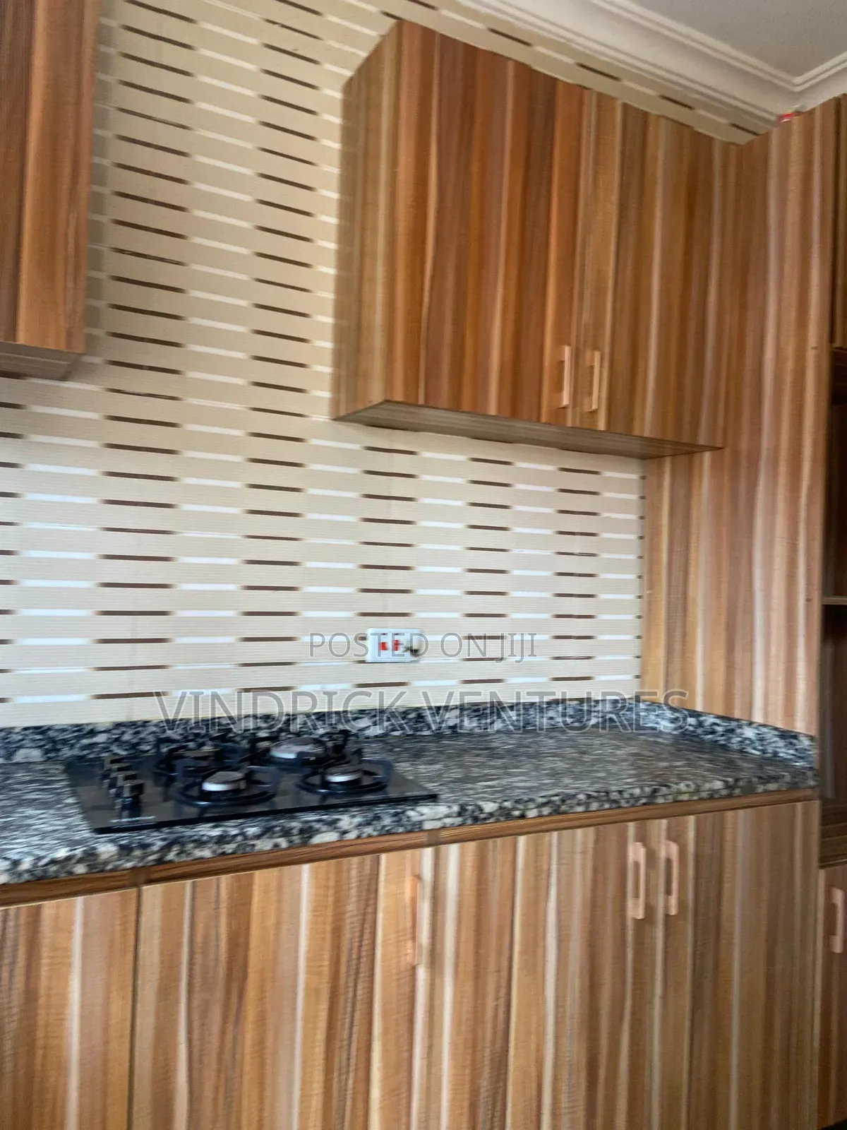 2bdrm Apartment in Mobil Road, Ilaje / Lekki for rent in Ilaje / Lekki