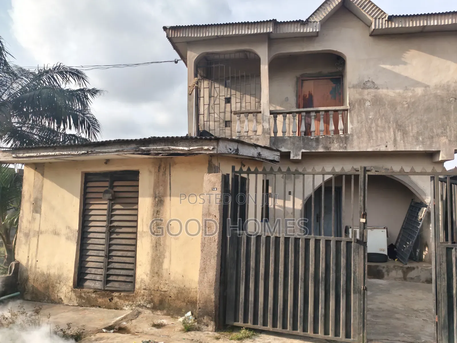 6bdrm Block of Flats in Afolabi, Igando / Ikotun/Igando for sale in Igando / Ikotun/Igando