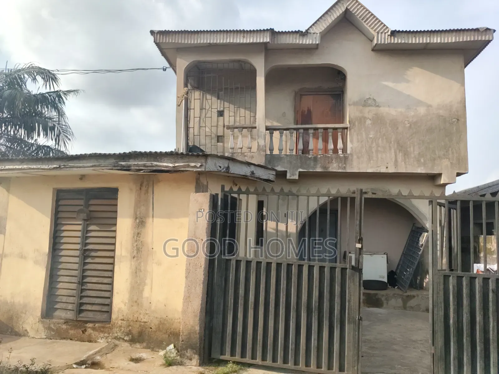 6bdrm Block of Flats in Afolabi, Igando / Ikotun/Igando for sale in Igando / Ikotun/Igando