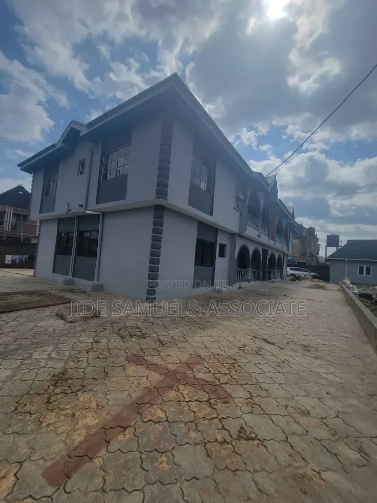 Furnished 3bdrm Block of Flats in Ayobo for rent in Ayobo