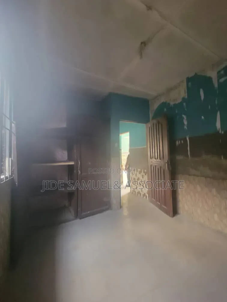 Furnished 2bdrm Block of Flats in Ayobo for rent in Ayobo