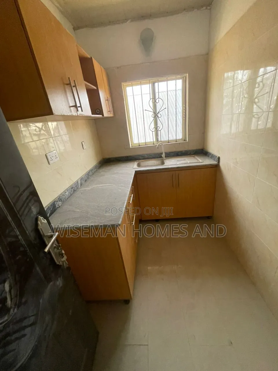 Mini Flat in Opposite Crown for rent in Sangotedo