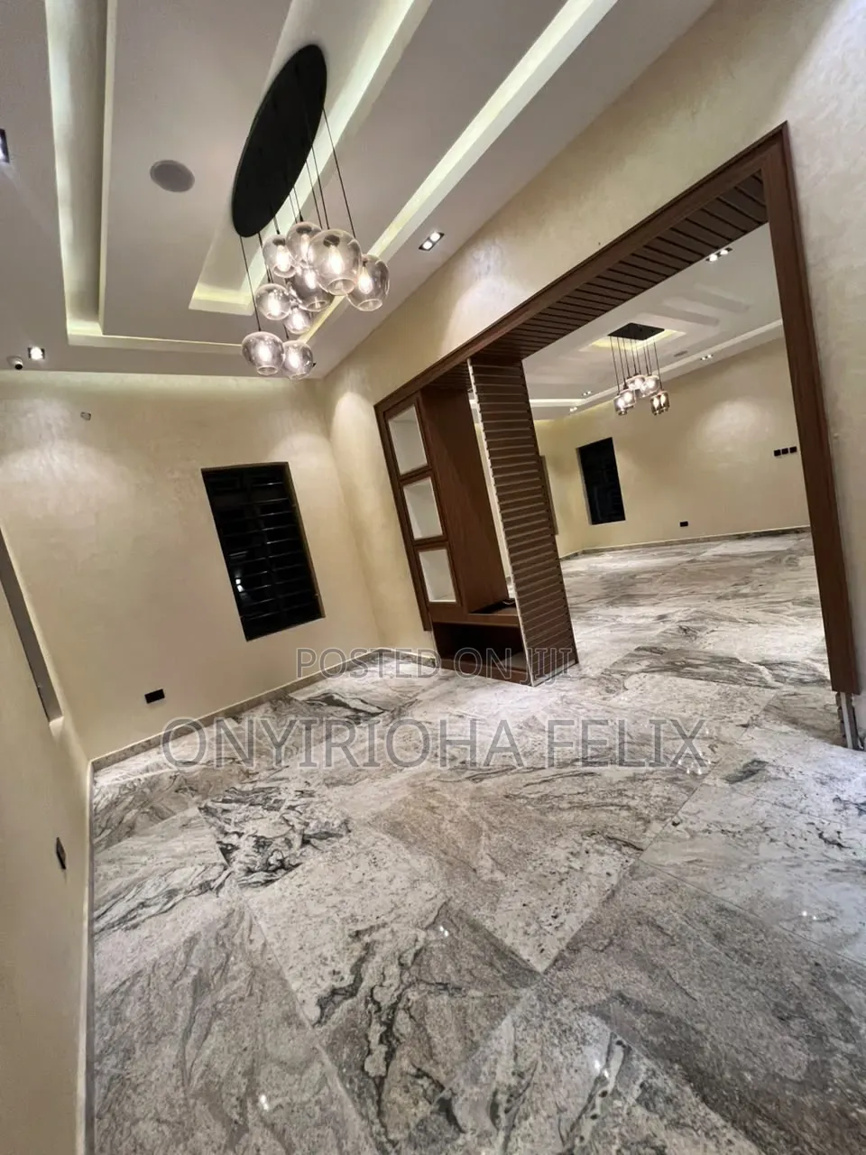5bdrm Duplex in Karsana for sale in Karsana