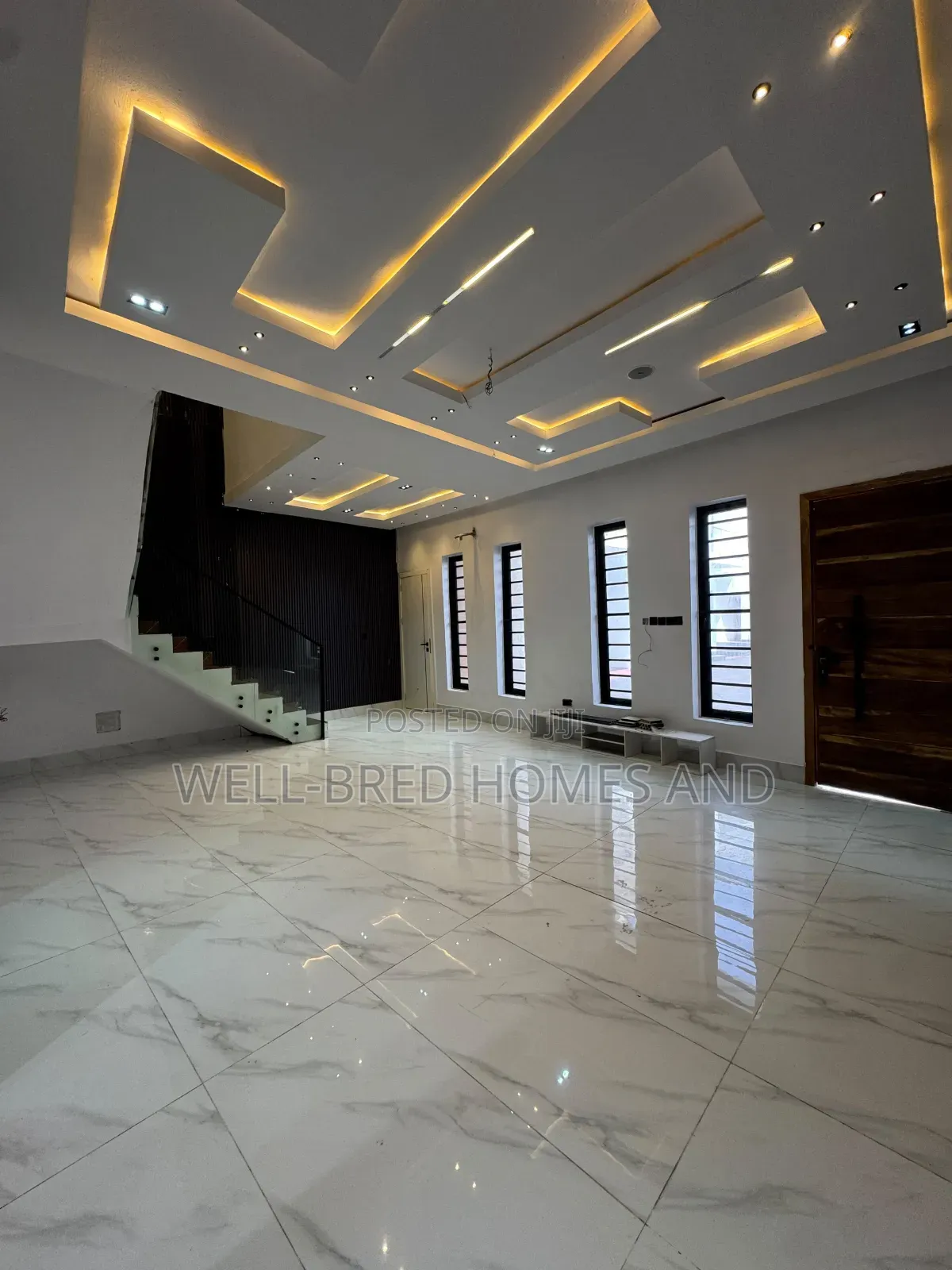 4bdrm Duplex in Thomas Estate, for sale in Thomas Estate
