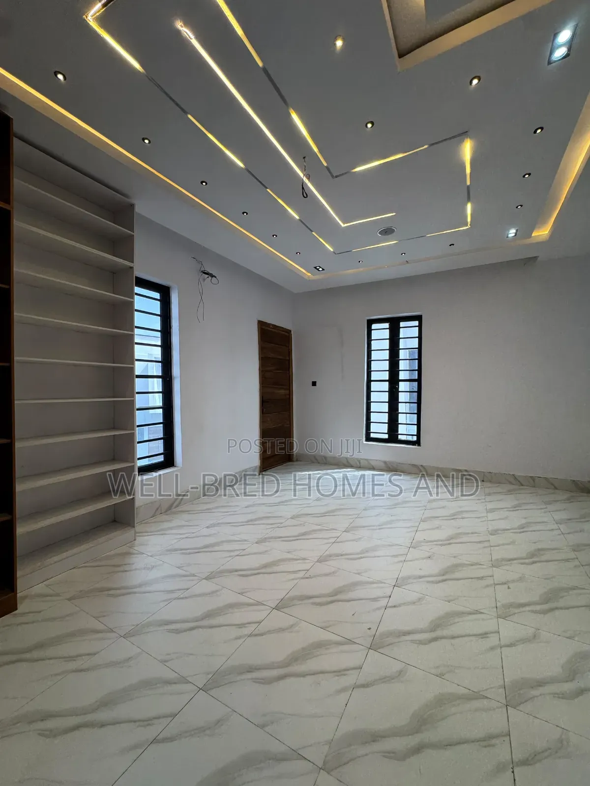 4bdrm Duplex in Thomas Estate, for sale in Thomas Estate