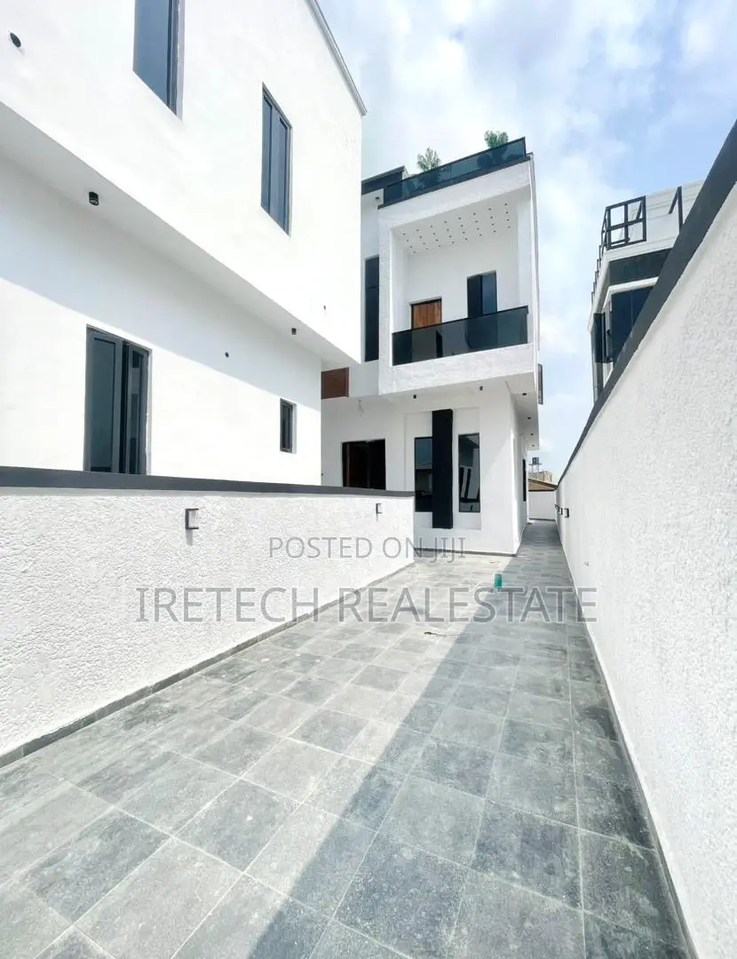 3bdrm Duplex in Ajah Secured Estate, Olokonla for sale in Olokonla
