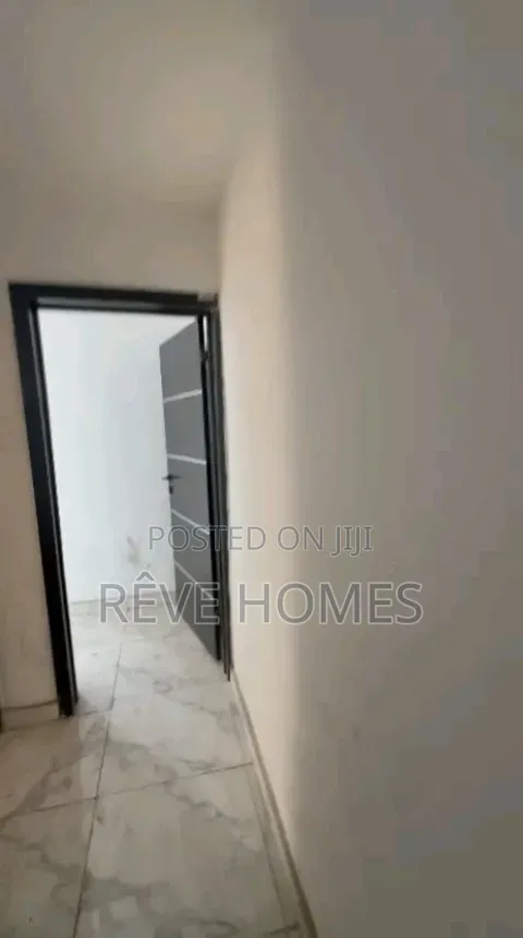 Furnished 2bdrm Apartment in Alagomeji for rent in Alagomeji