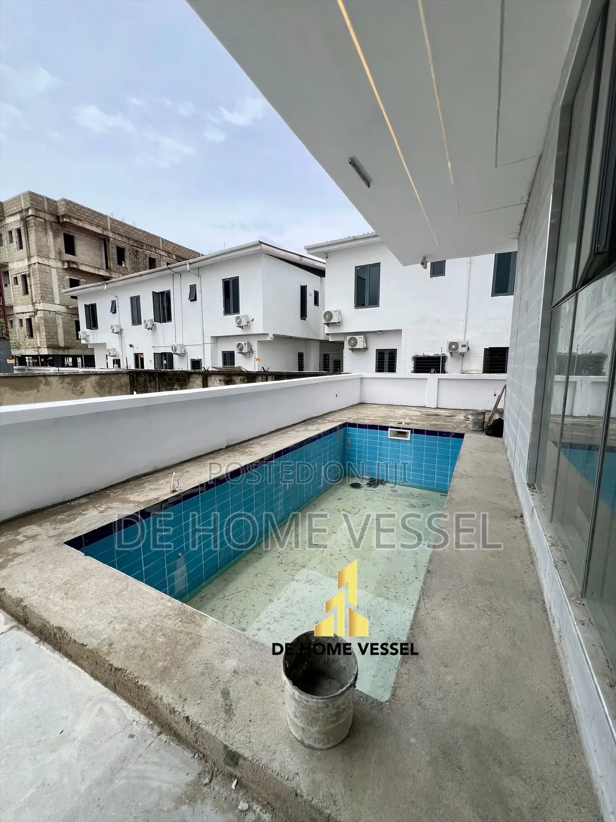 5bdrm Duplex in Osapa london for sale in Osapa london
