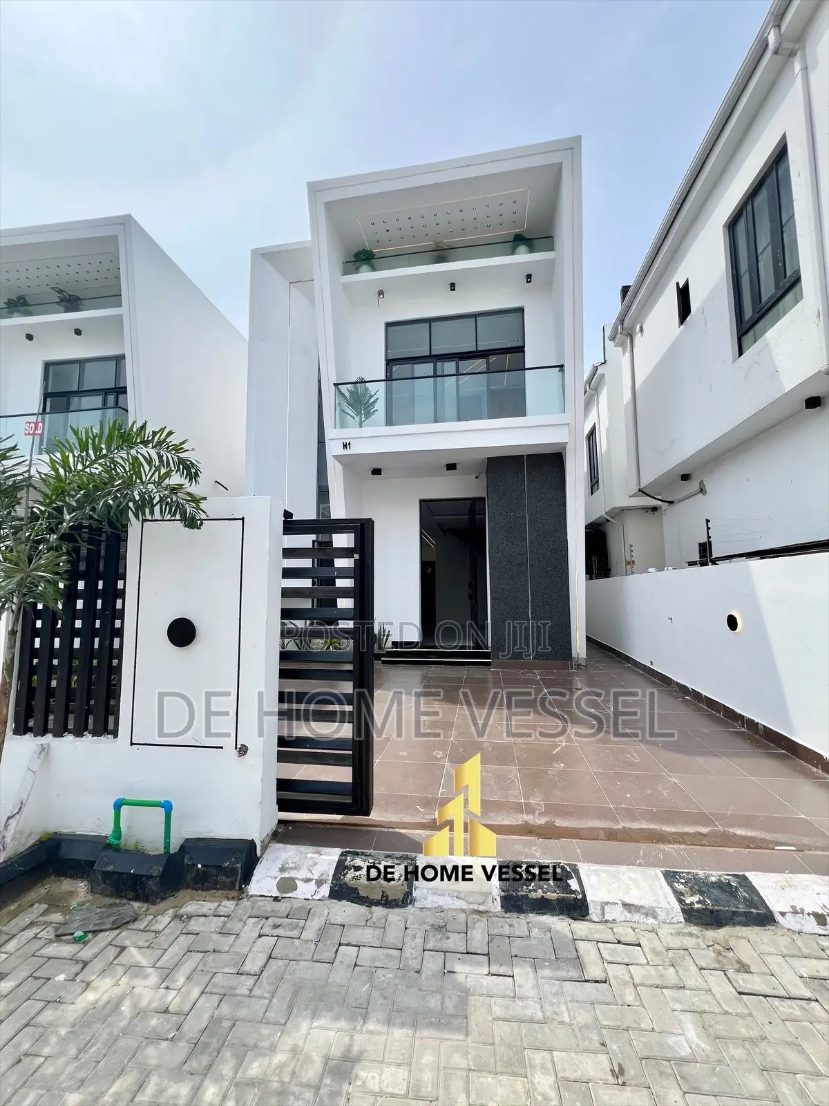 4bdrm Duplex in Lekki for sale in Lekki