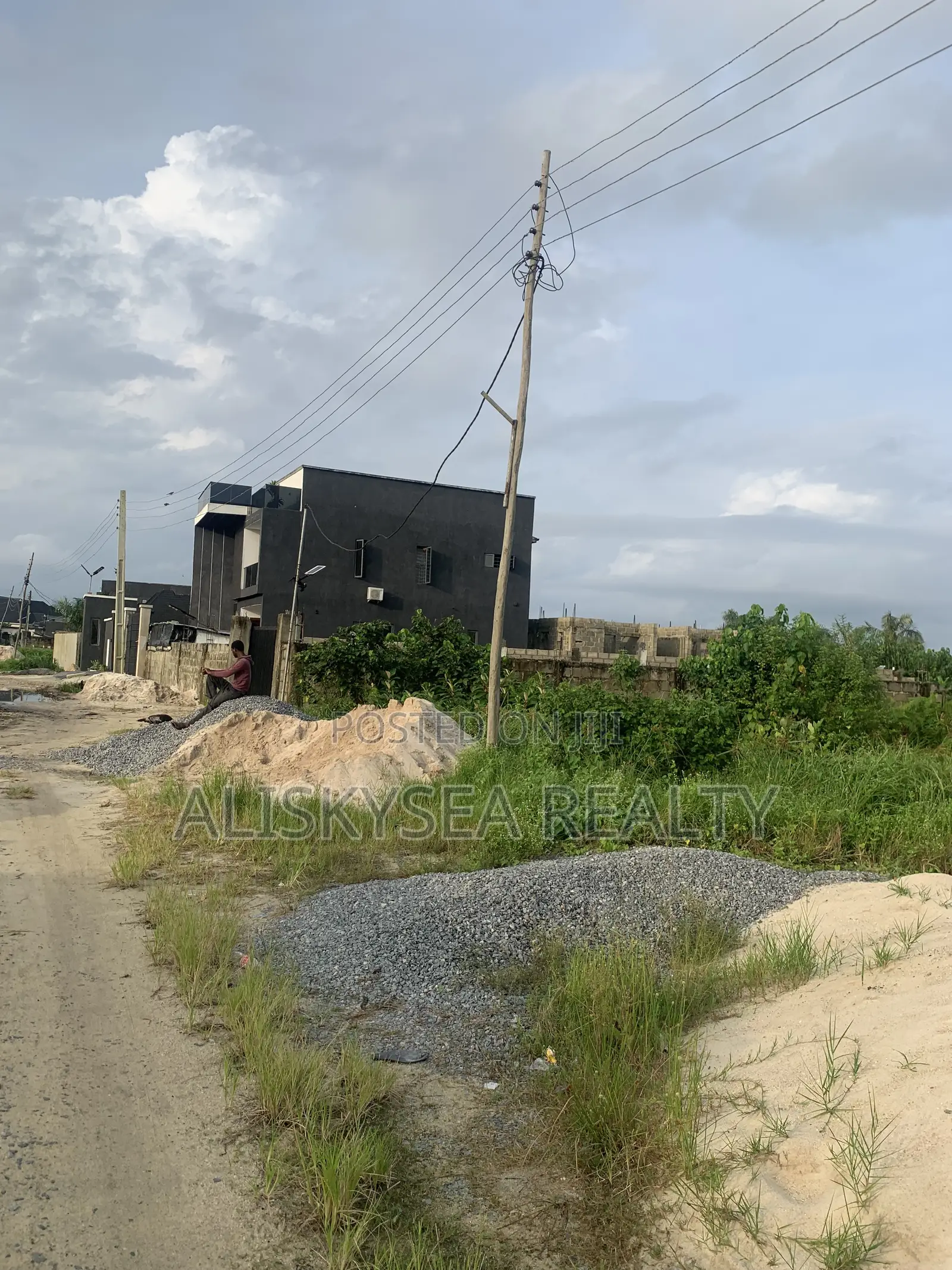 Full Plot of Land With Foundation for Sale in Awoyaya in Awoyaya