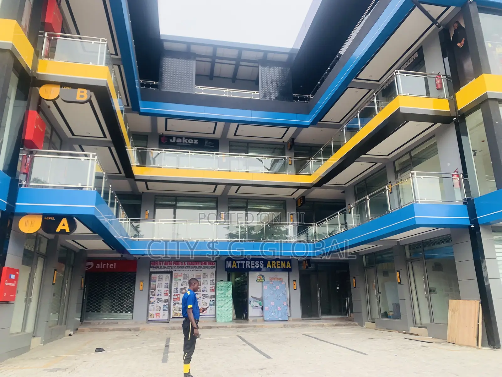Shop in Gwarinpa for Rent in Life Camp