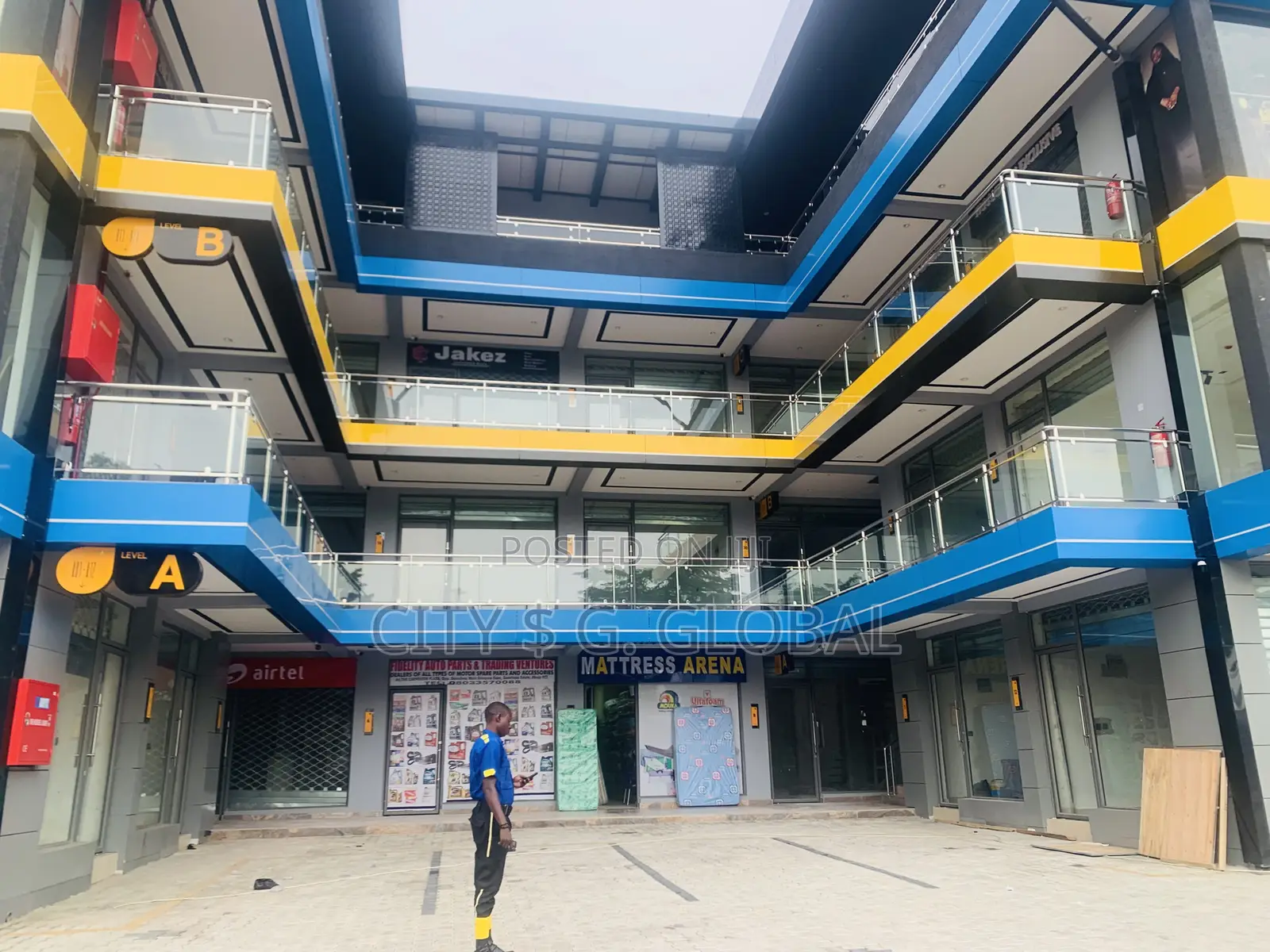 Shop in Gwarinpa for Rent in Life Camp