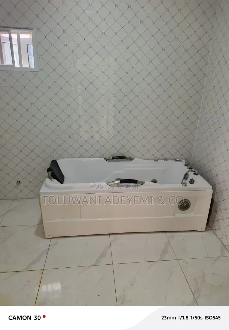4bdrm Townhouse / Terrace in Ajah, Lekki, Abraham Adesanya Estate in Abraham Adesanya Estate