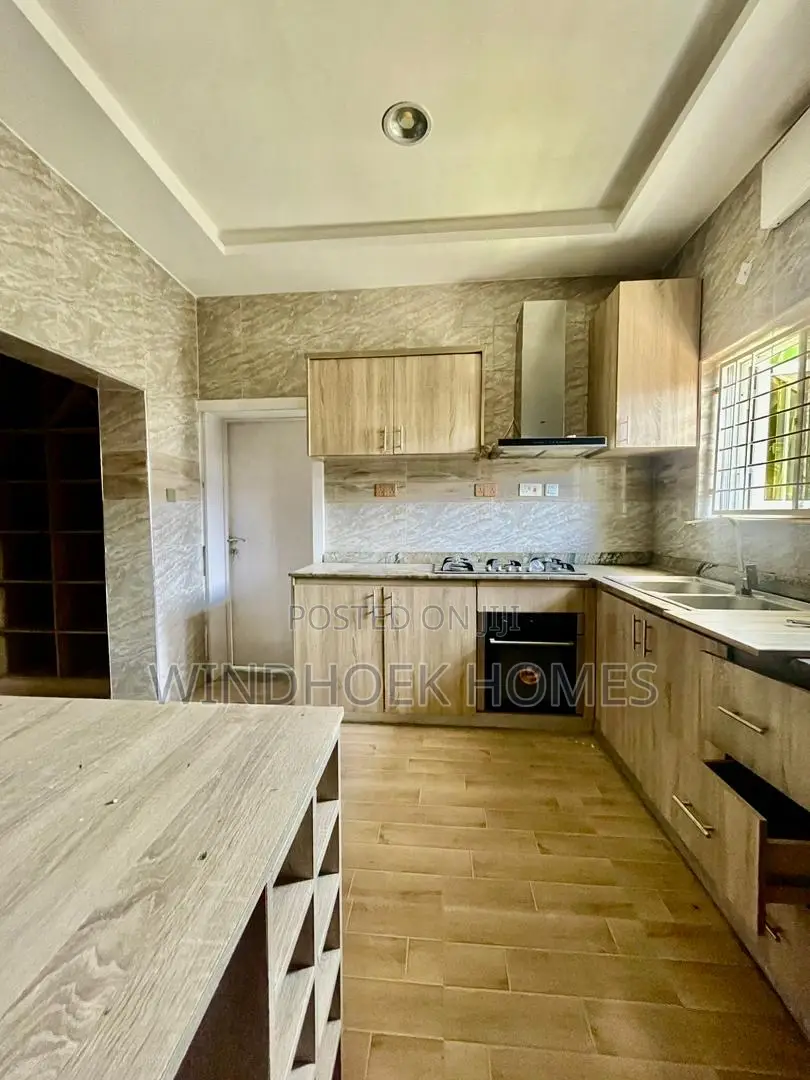 4bdrm Duplex in Jahi for sale in Jahi