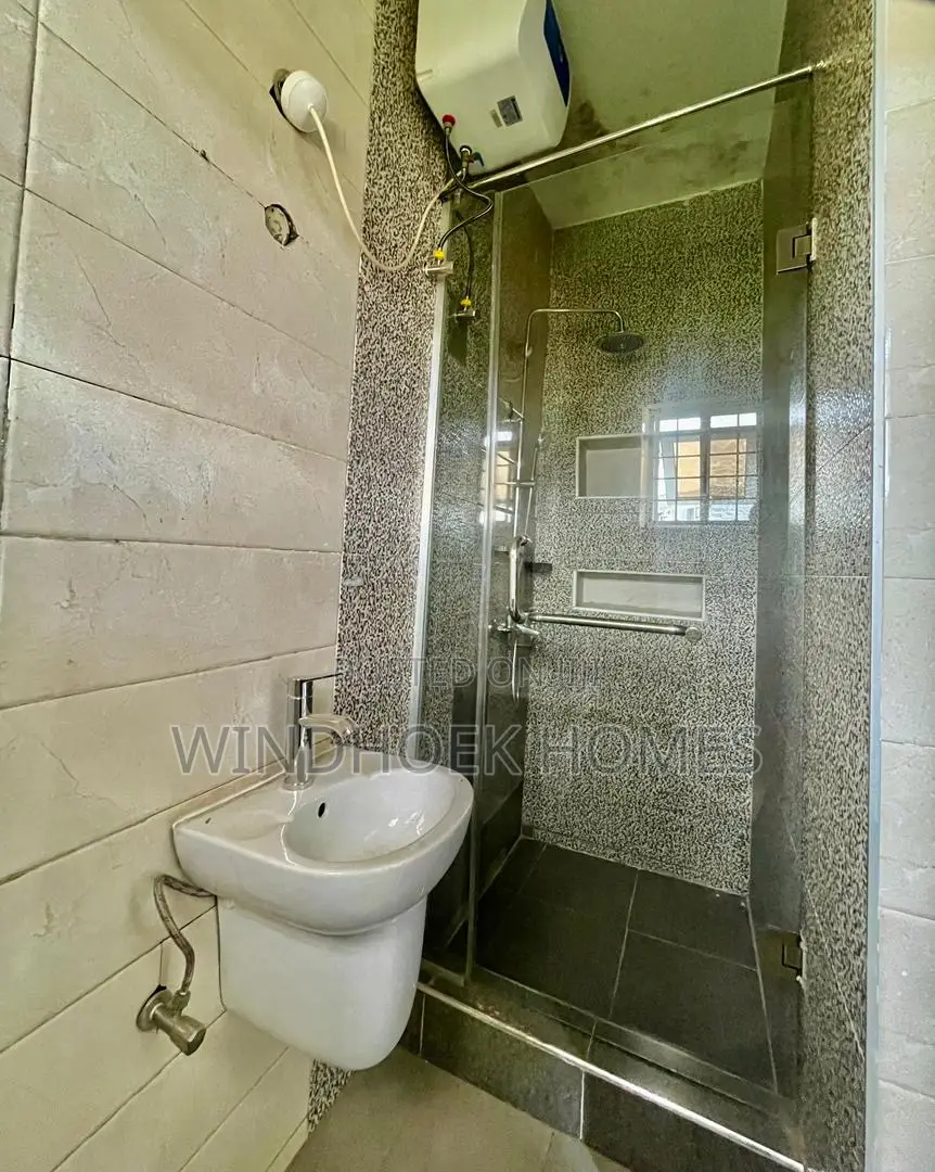 4bdrm Duplex in Jahi for sale in Jahi