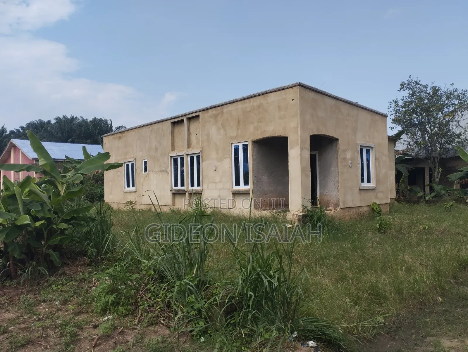 3bdrm Bungalow in Gitto Road, Uyo for sale in Uyo
