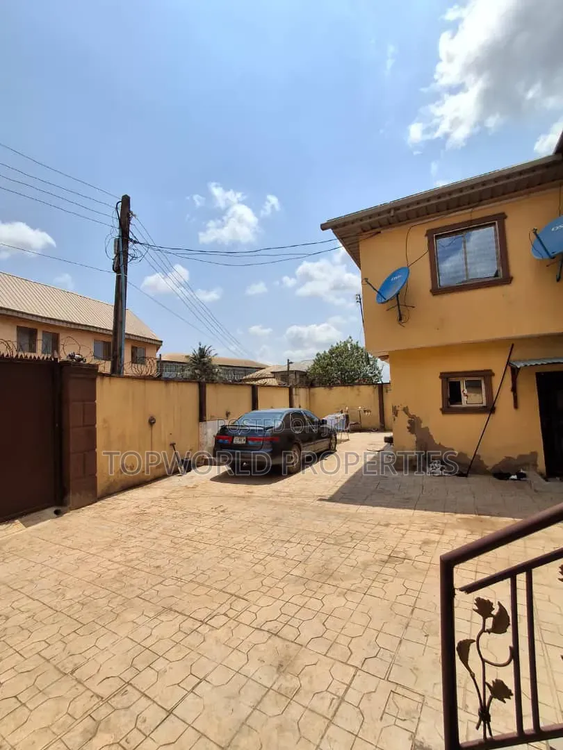 2bdrm Block of Flats in Command, Alimosho, Iyana Ipaja for sale in Iyana Ipaja