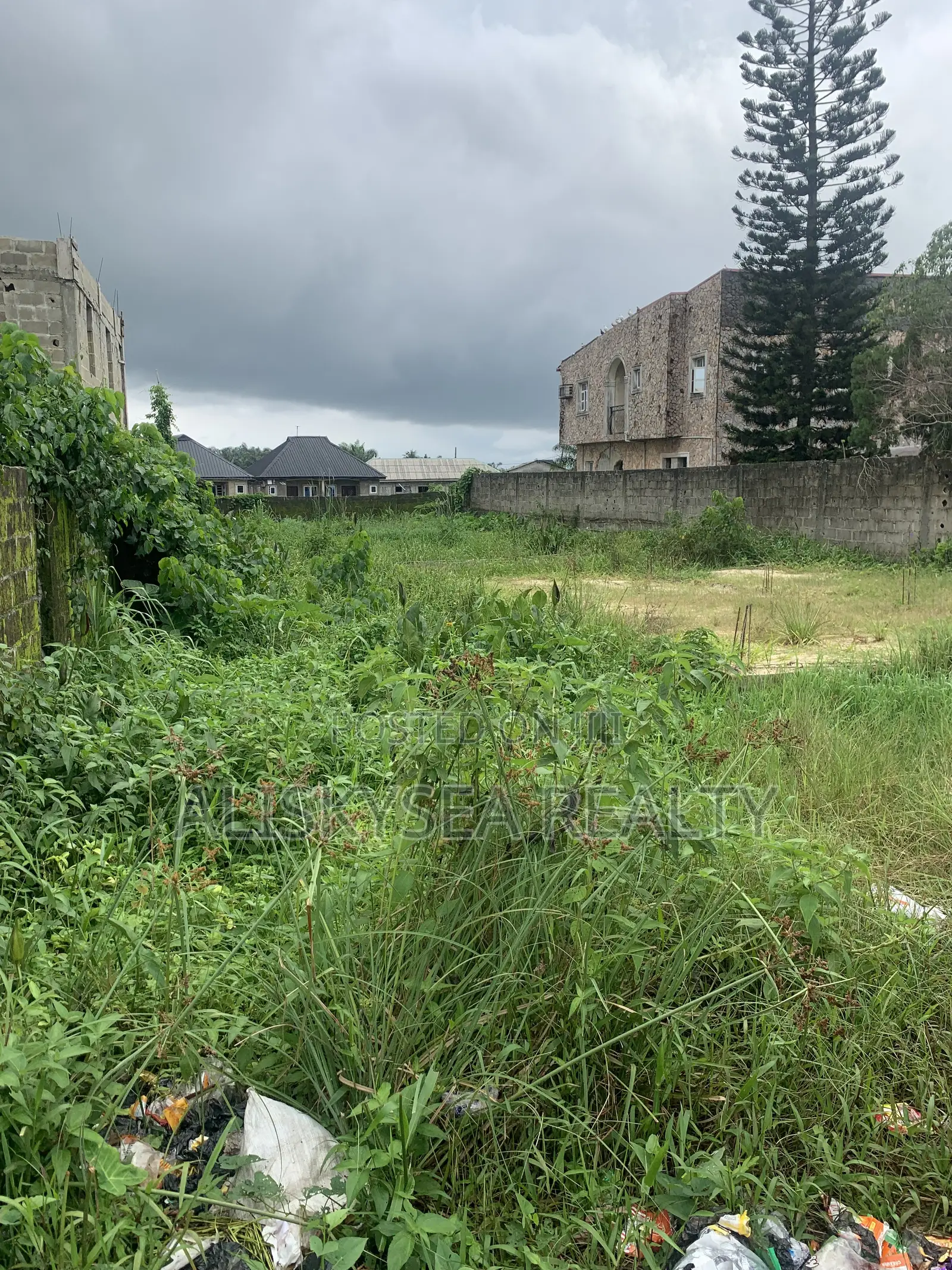 Full Plot of Land With Terrace Foundation for Sale in Awoyaya