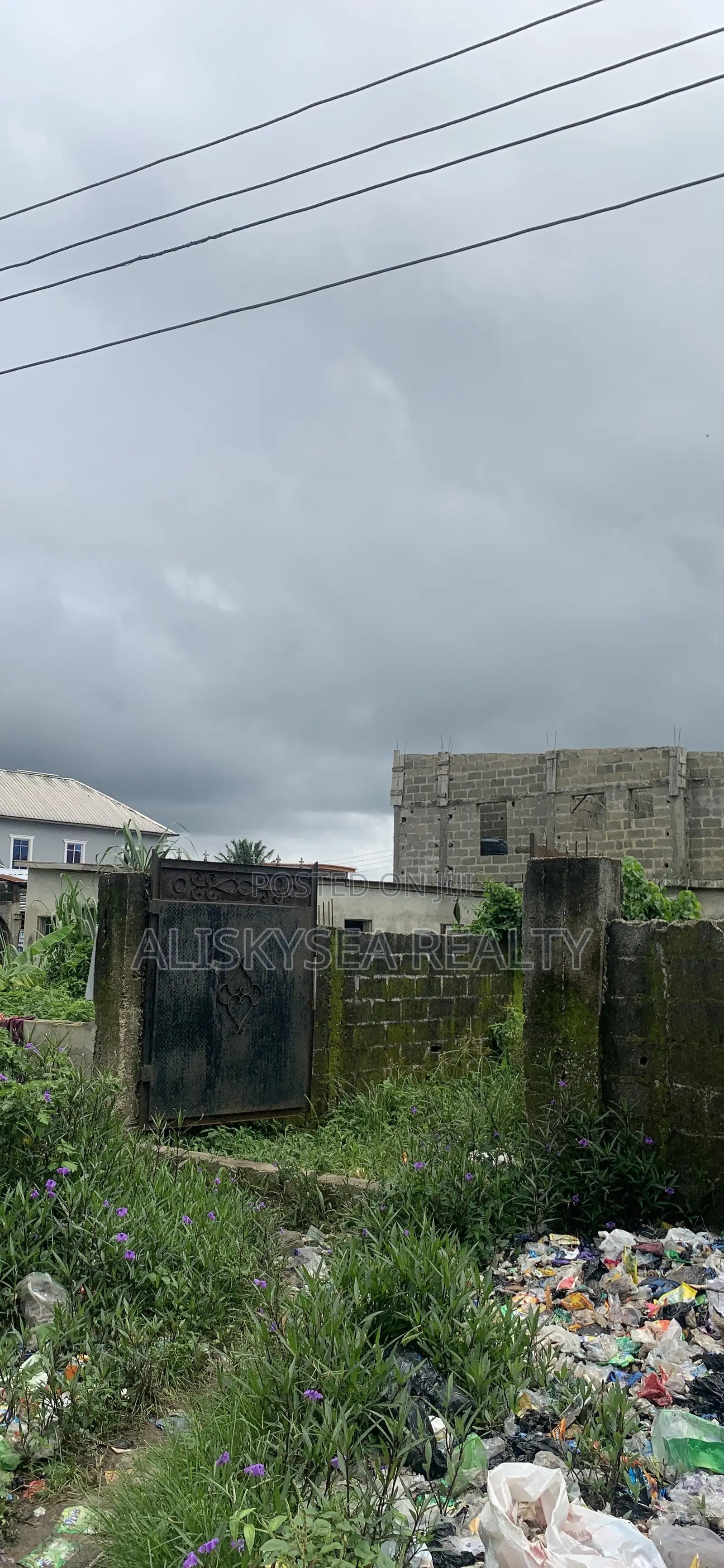 Full Plot of Land With Terrace Foundation for Sale in Awoyaya