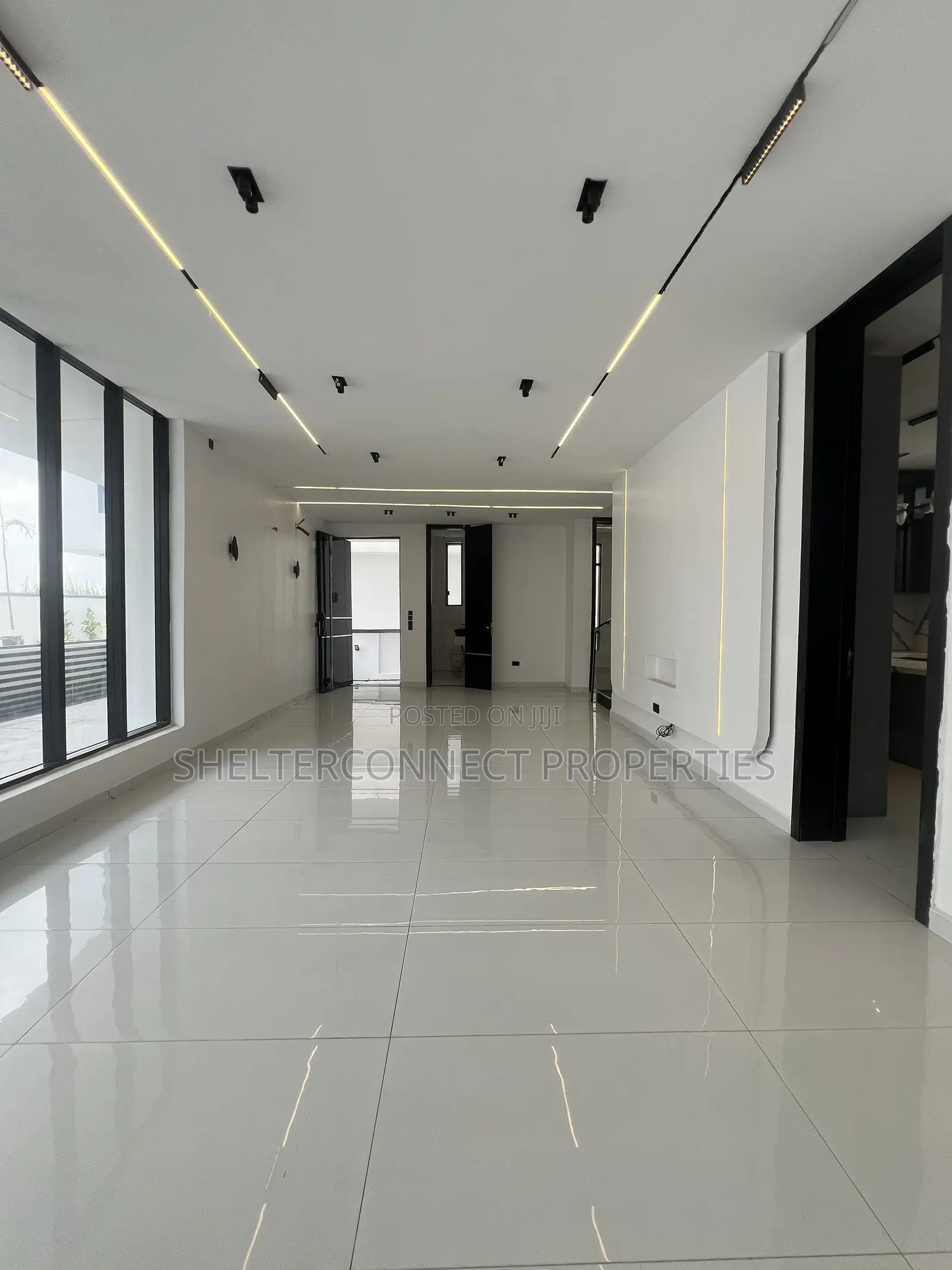 5bdrm House in Chevron for sale in Chevron