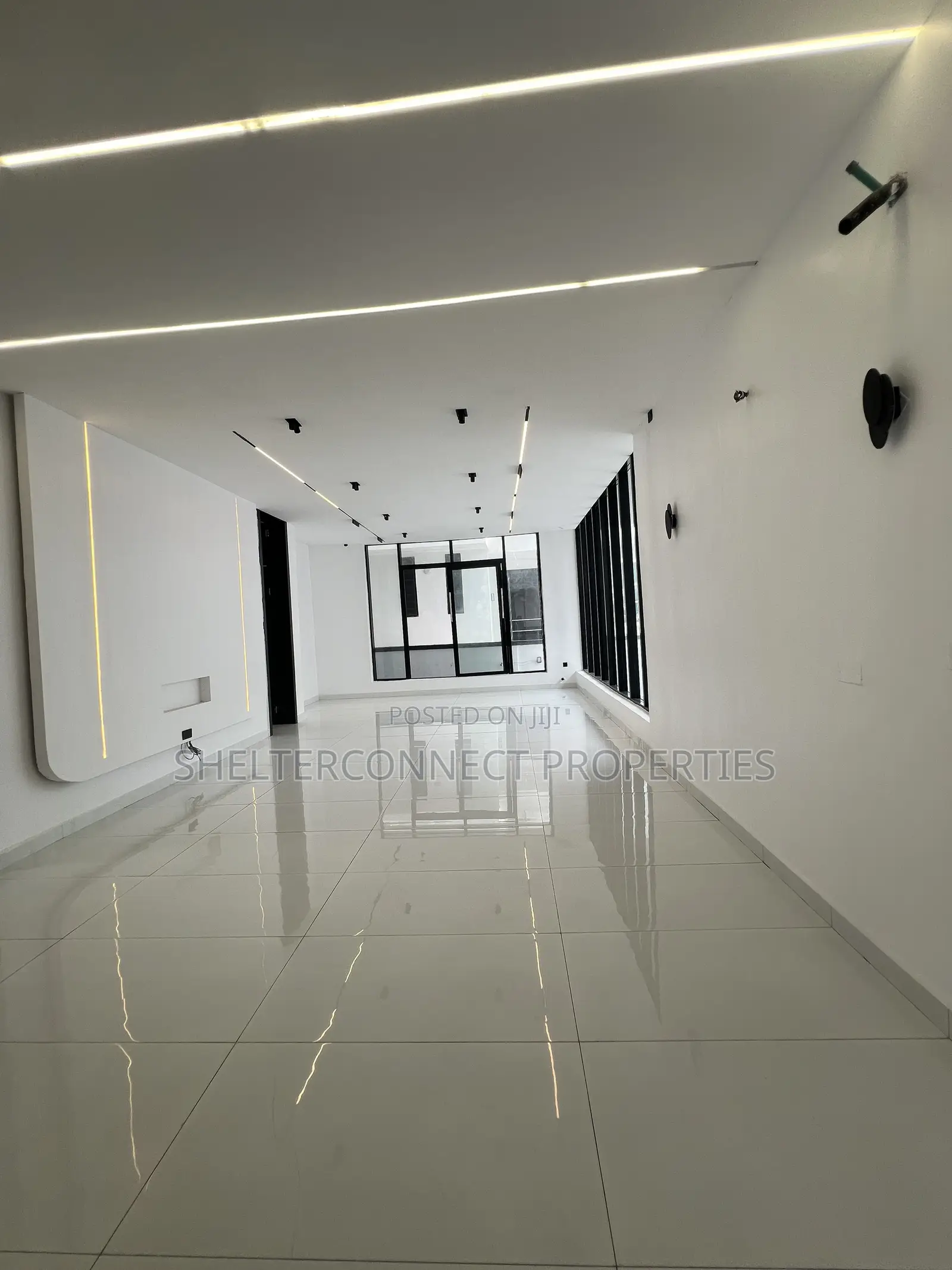 5bdrm House in Chevron for sale in Chevron