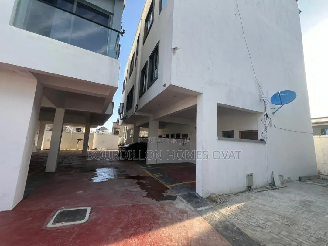 3bdrm Duplex in Ologolo Lekki Lagos for rent in Ologolo