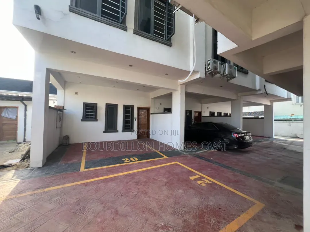 3bdrm Duplex in Ologolo Lekki Lagos for sale in Ologolo
