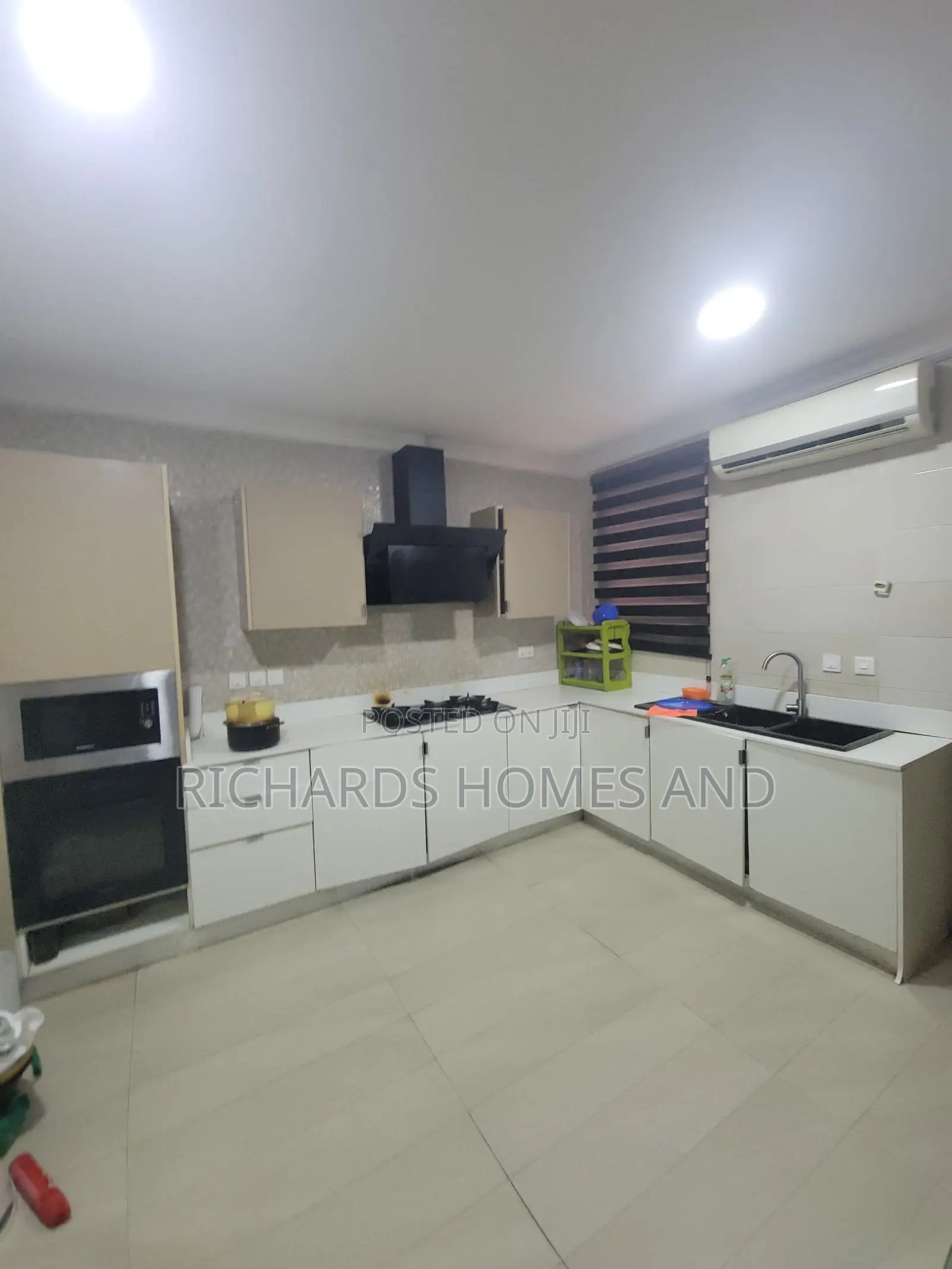 3bdrm Apartment in Lekki Phase 1 for rent in Lekki Phase 1