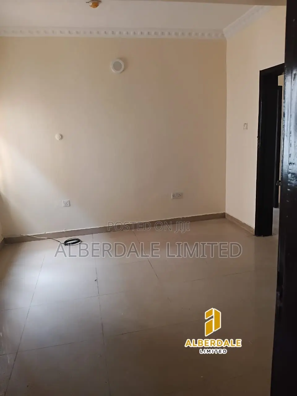 2bdrm Block of Flats in Ikeja for rent in Ikeja
