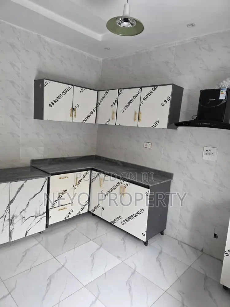 Furnished 5bdrm Duplex in Rose Garden Estate for sale in Lekki Expressway