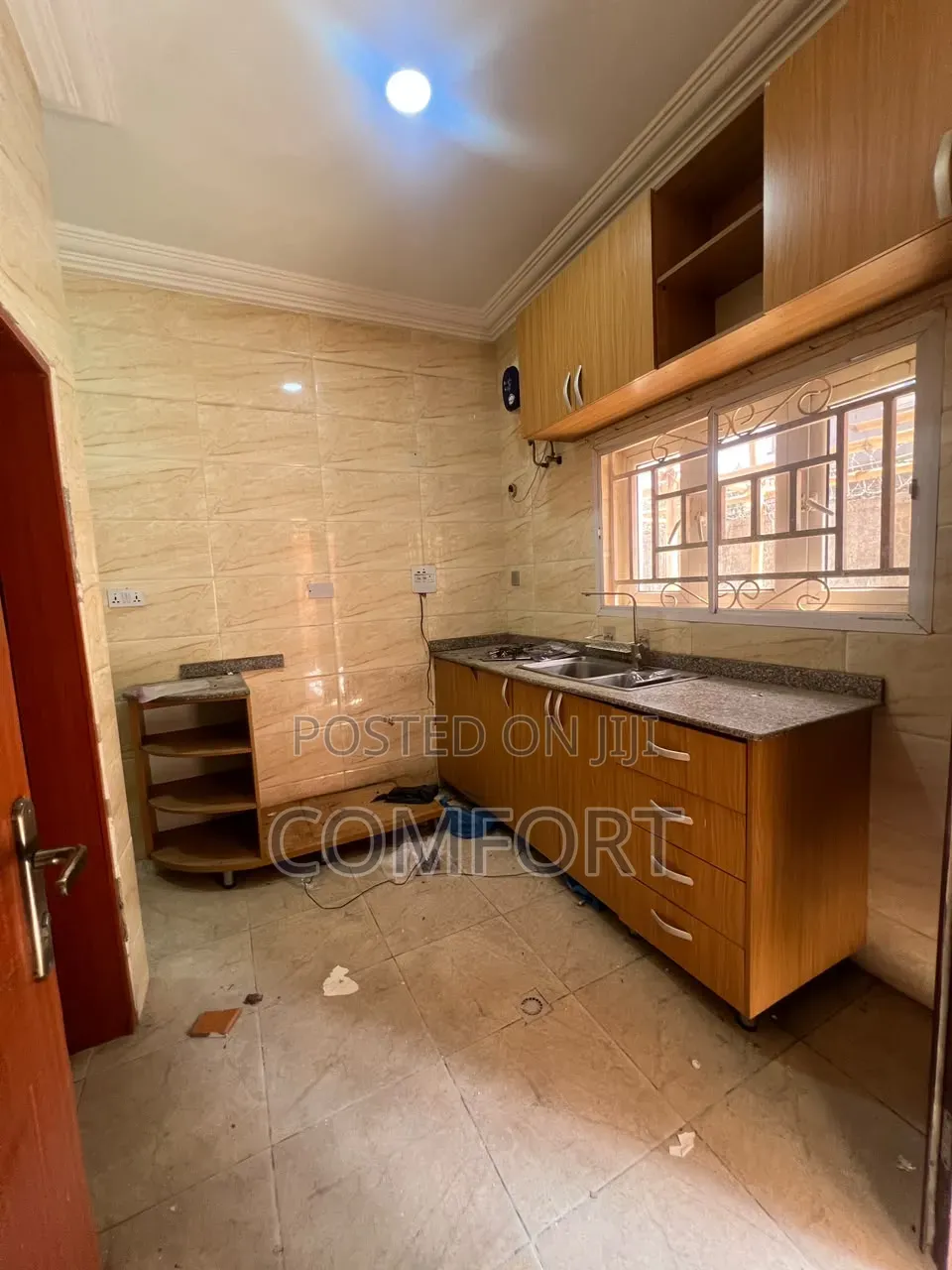 2bdrm Block of Flats in Lifecamp, Dape for rent in Dape