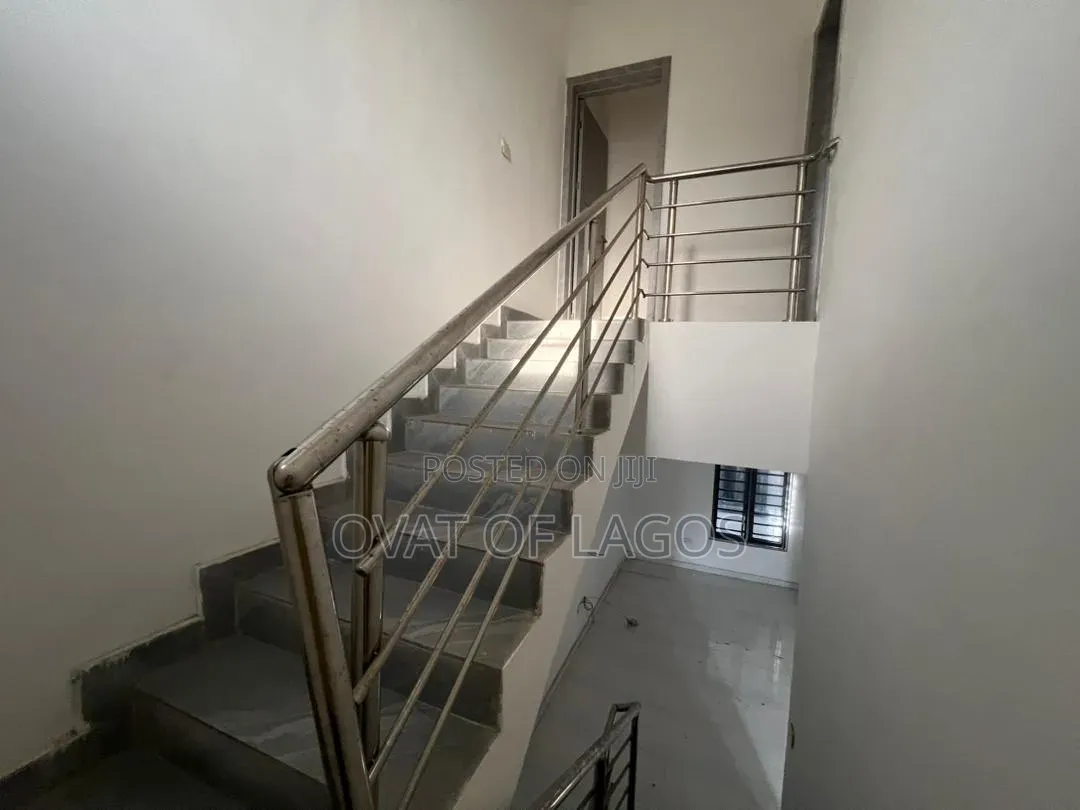 3bdrm Duplex in Ologolo for rent in Ologolo