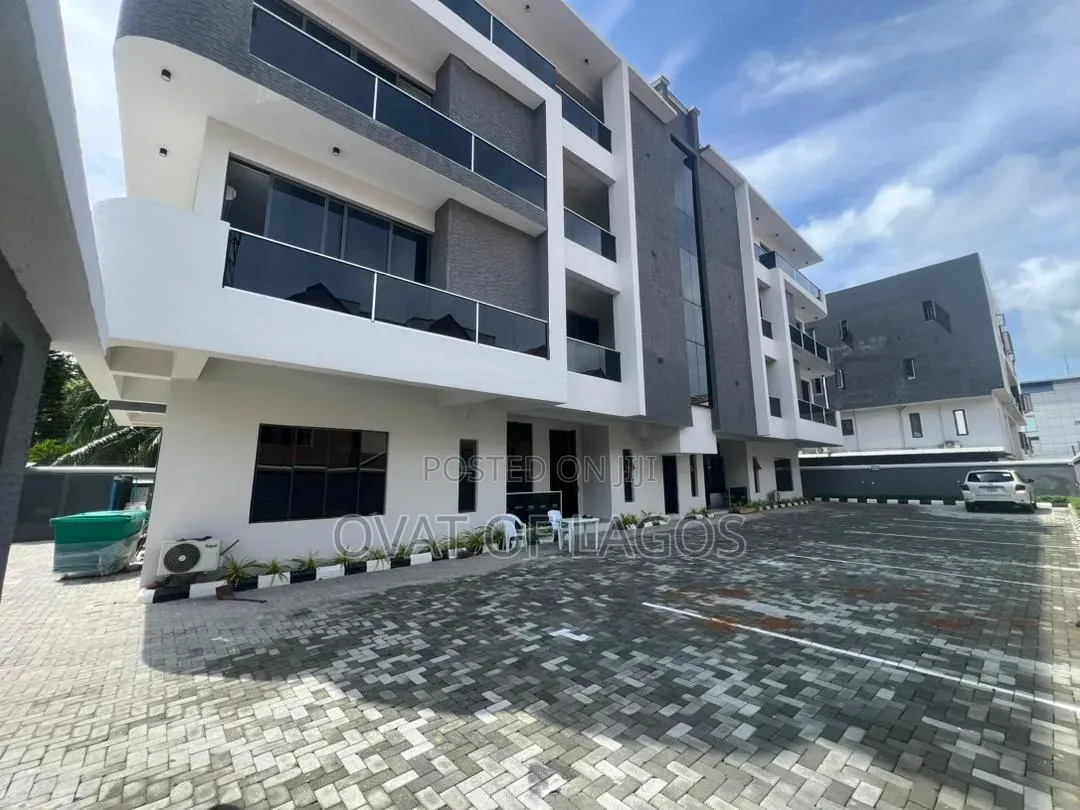 3bdrm Apartment in Lekki Phase 1 for sale in Lekki Phase 1
