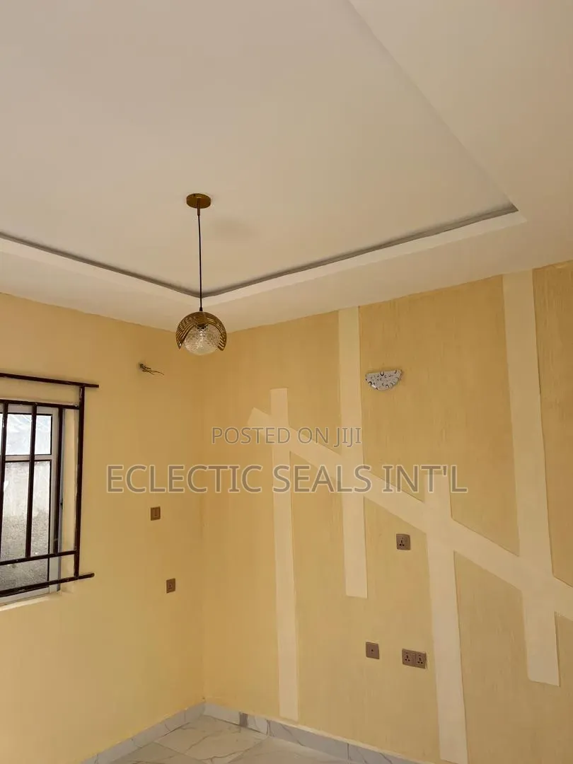 Mini Flat in Eclectic Seals, Sabon Lugbe for rent in Sabon Lugbe