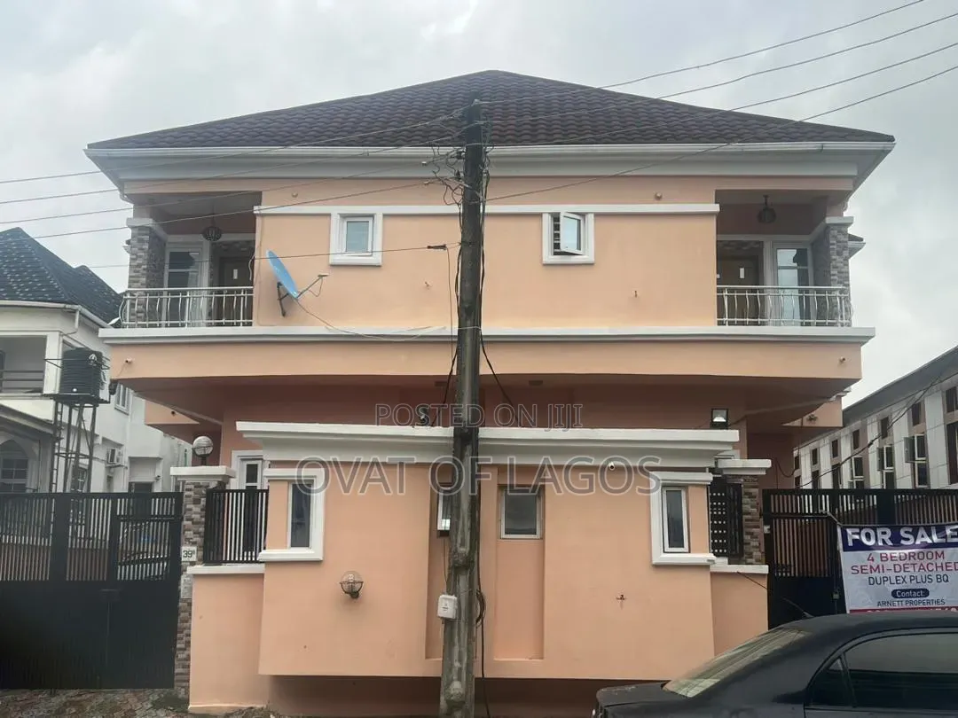 4bdrm Duplex in Ikota for sale in Ikota